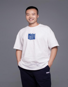 大隊輔導員　周 靜