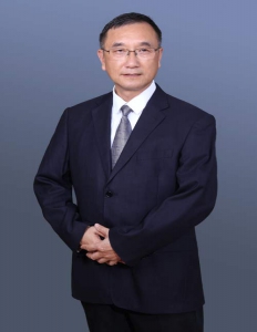 高中部執(zhí)行校長 李金元 